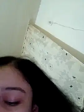 Virgin_Pussy_Love webcam