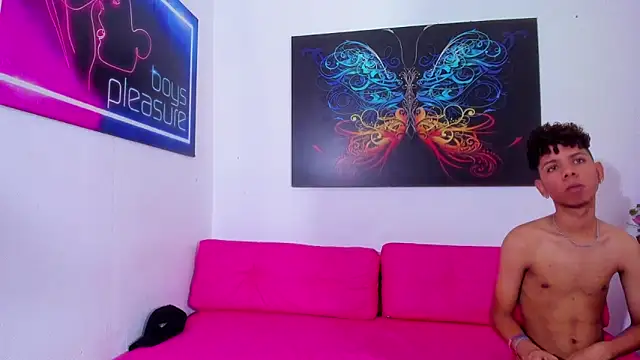 Spicy_guys webcam