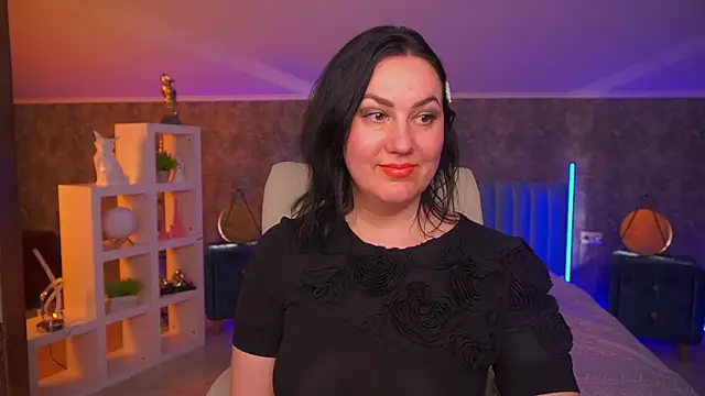 VelvetLuck webcam