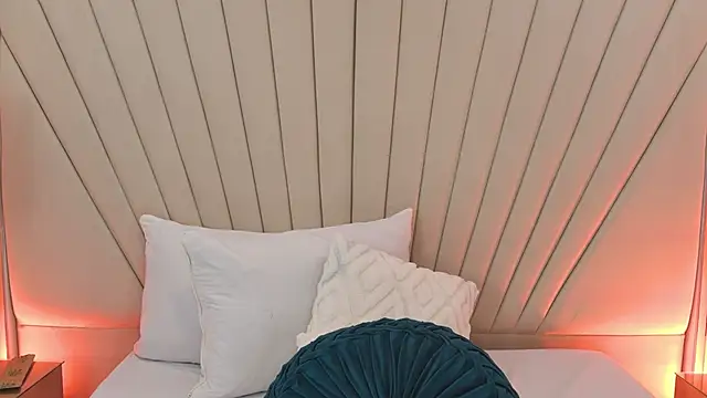 saralugo (F teen) - choked with deep blowjob 🙈