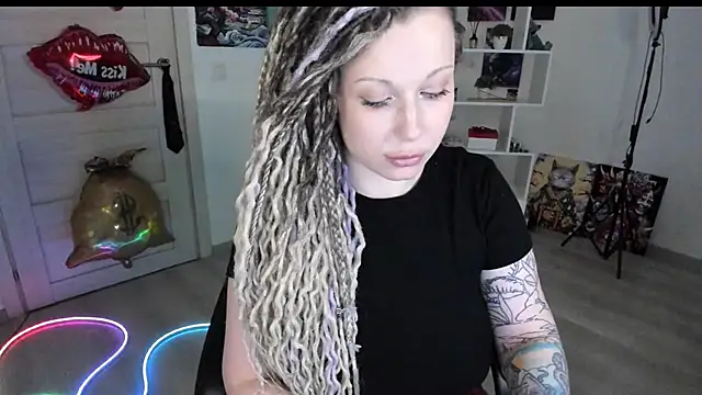 HoneySallyMoore webcam