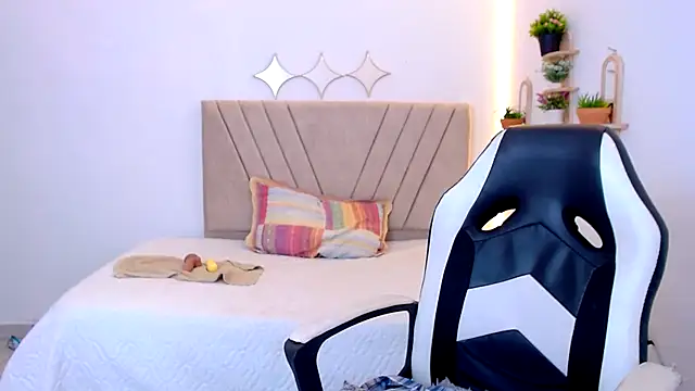 zara_cute webcam