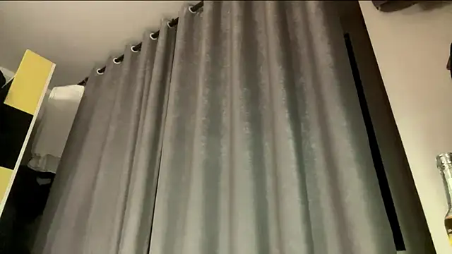 LonnaVandal webcam