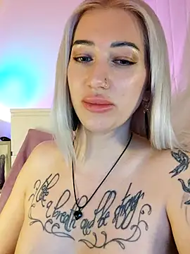 Gina-Lumara webcam