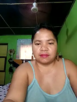 hotpussyxxx33x webcam