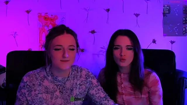 liana_kisses webcam