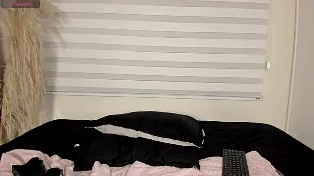 luna_cute__ webcam