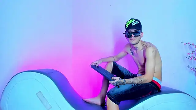 Pleasure_boys_hot webcam