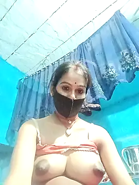 Nandani-758 webcam