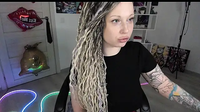 HoneySallyMoore webcam