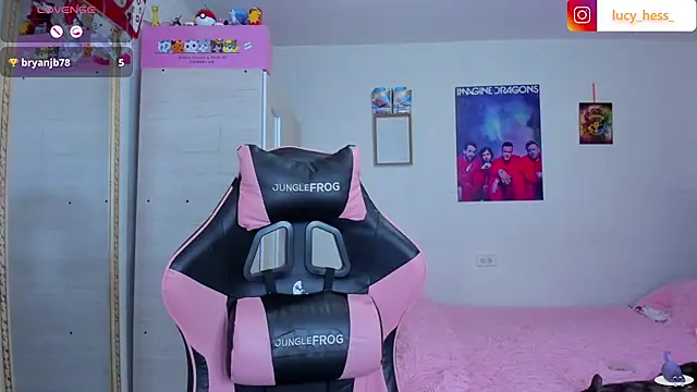 Lucyy-hess webcam