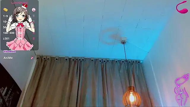 katha_Crawford webcam
