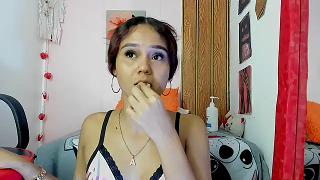 MarianaManzur webcam