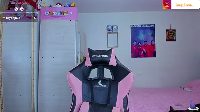 Lucyy-hess webcam