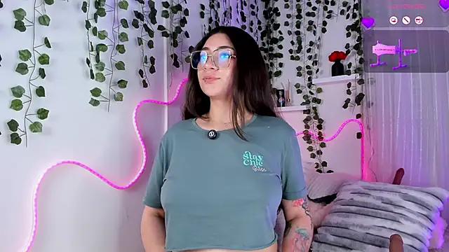 Samii_Evans webcam