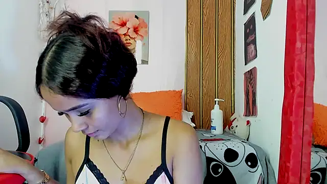 MarianaManzur webcam