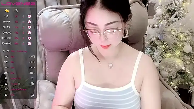 Monica-666888- webcam
