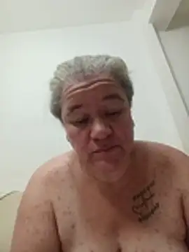 CheekySnowQueen_69 webcam