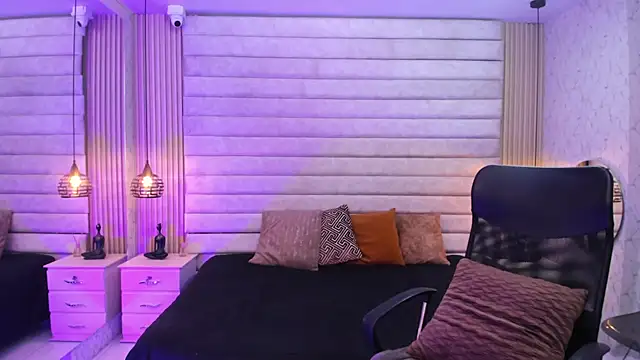 VictoriaaBlair webcam
