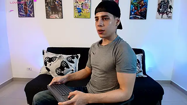 jonathanjoestar_ webcam