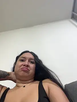 Pretty_Isadora webcam
