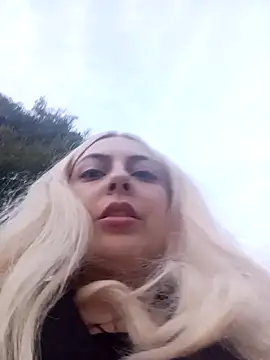 madelaine- webcam
