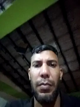 UnreadyChutzpa webcam