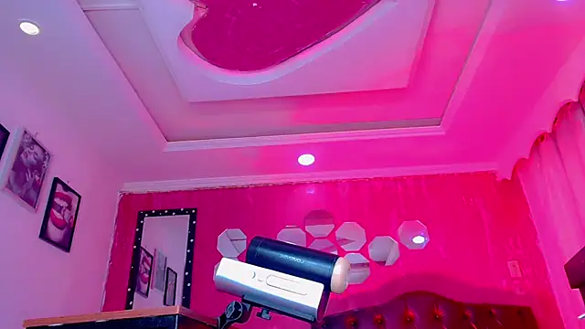 TiffanyMackensyy webcam