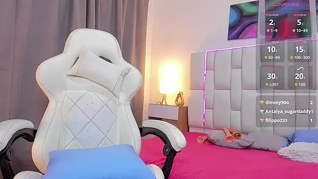 SaraWatsonn webcam