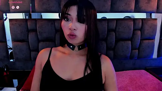 IssaJones_ webcam