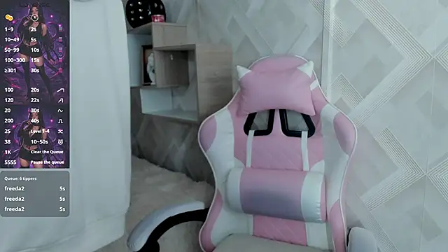 Kikii_1 webcam