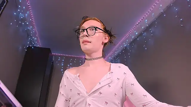 Mikaella_Nicole webcam