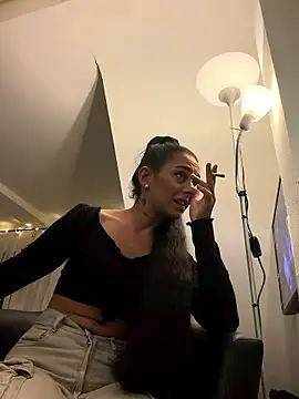 CurlyRouge webcam