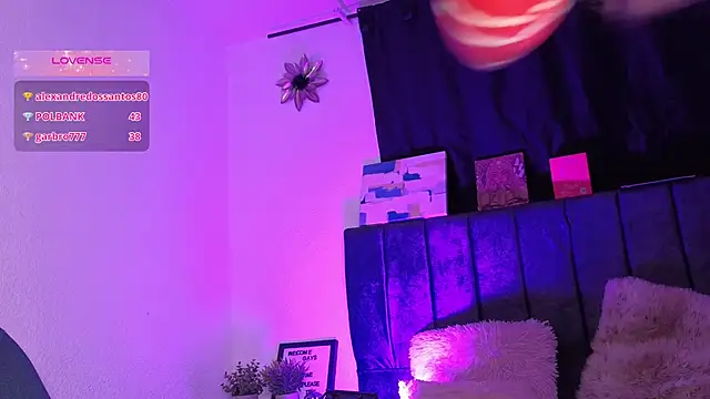 Emily_hall19 webcam