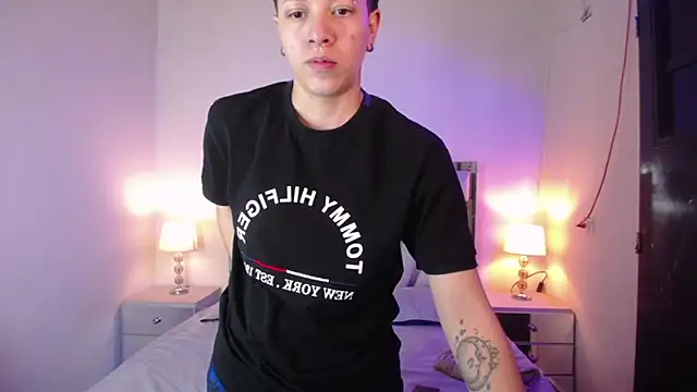 Asher_addamss_ webcam