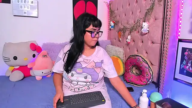 LillyCandy webcam