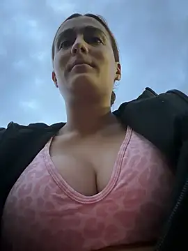 Lucy_fit webcam