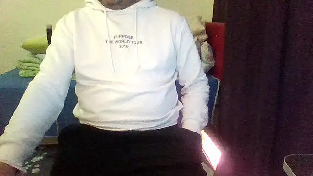 st206boy webcam