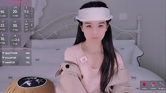 美女BingLin-在线直播