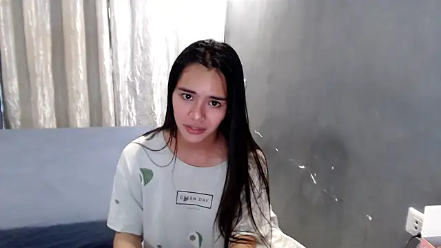shecutie69 (Ask my age) - SHOW YOUR LOVE,PUBLIC CUM W DILDO <3