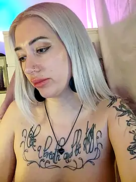 Gina-Lumara webcam