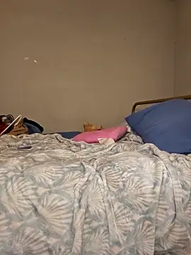 Oliviaprettypussy
