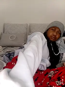 Sweethoneypot25 webcam
