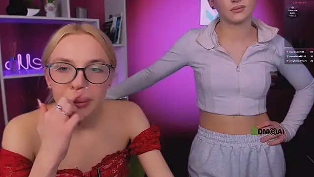 alia_skay webcam