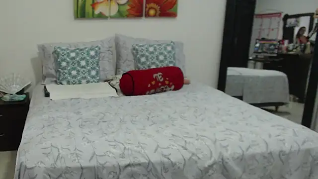 BombasticASSXXX webcam