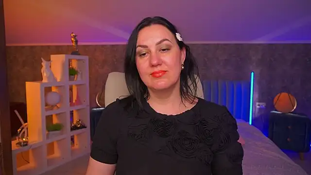 VelvetLuck webcam