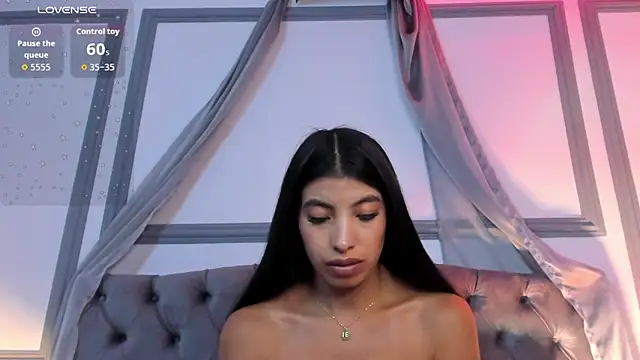 tiffany_low - Tiffany_Low's free webcam - UK Sex Cams