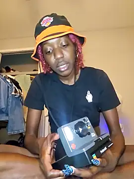 oliviaprettypussy webcam