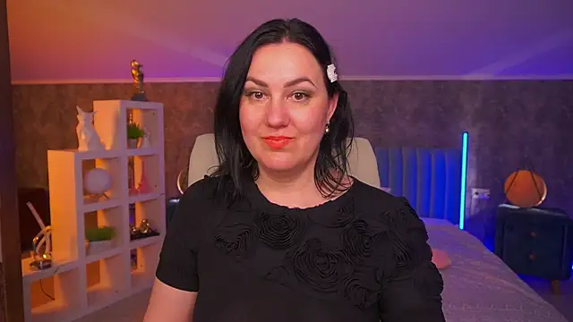 VelvetLuck webcam