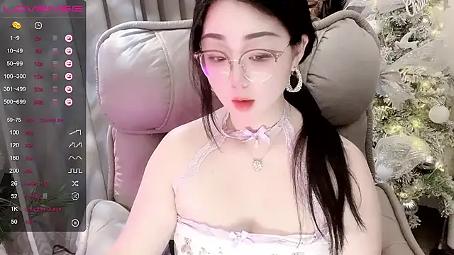 Monica-666888- webcam